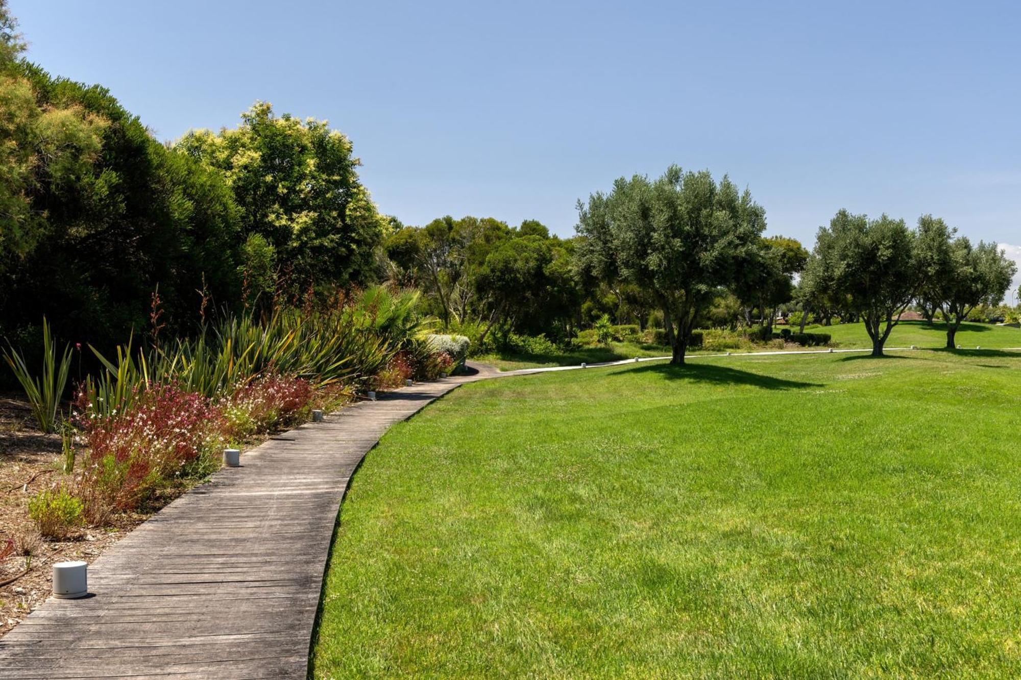 Domes Lake Algarve, Autograph Collection Виламура Экстерьер фото The park
