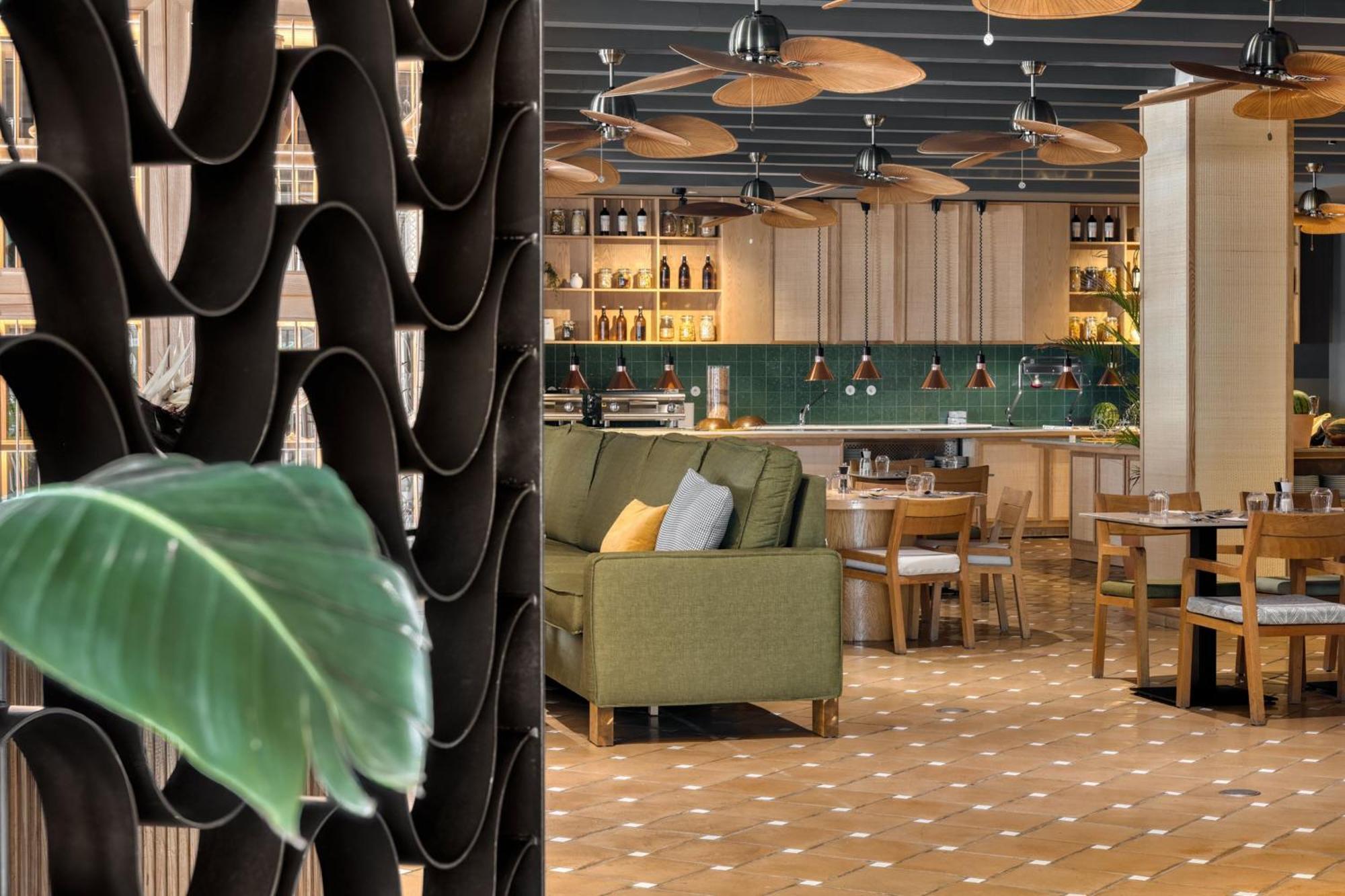 Domes Lake Algarve, Autograph Collection Виламура Экстерьер фото The interior of the restaurant