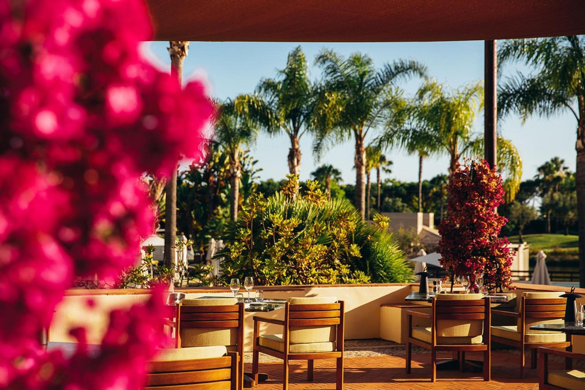 Domes Lake Algarve, Autograph Collection Виламура Экстерьер фото The restaurant at the Hotel Unique